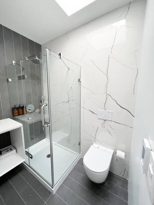 New Beautiful Modern One Bedroom Apt In Brooklyn At Rem-Casa نيو يورك المظهر الخارجي الصورة